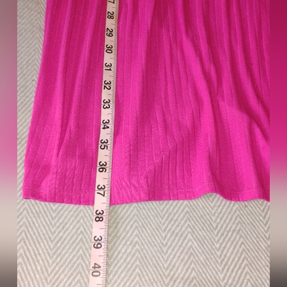Beautiful Hot Pink Spring/Summer Midi Dress. SZ M/L - Picture 5 of 6